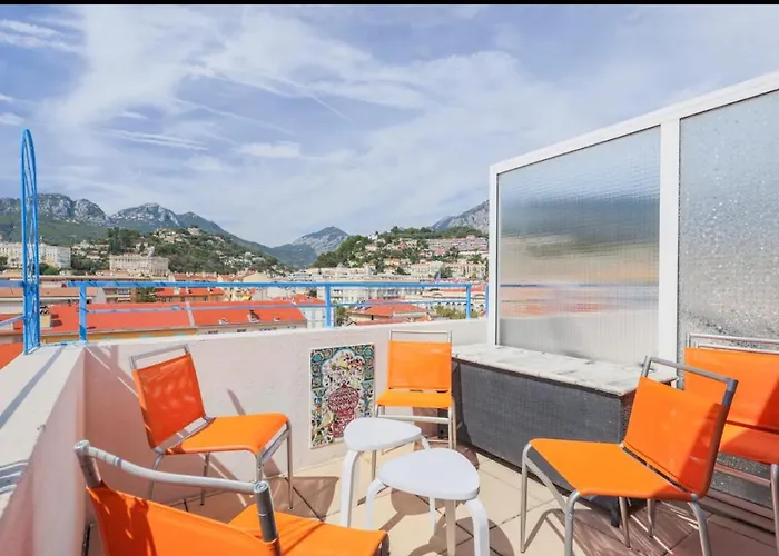 2P - Terrasse - Parking - Plage